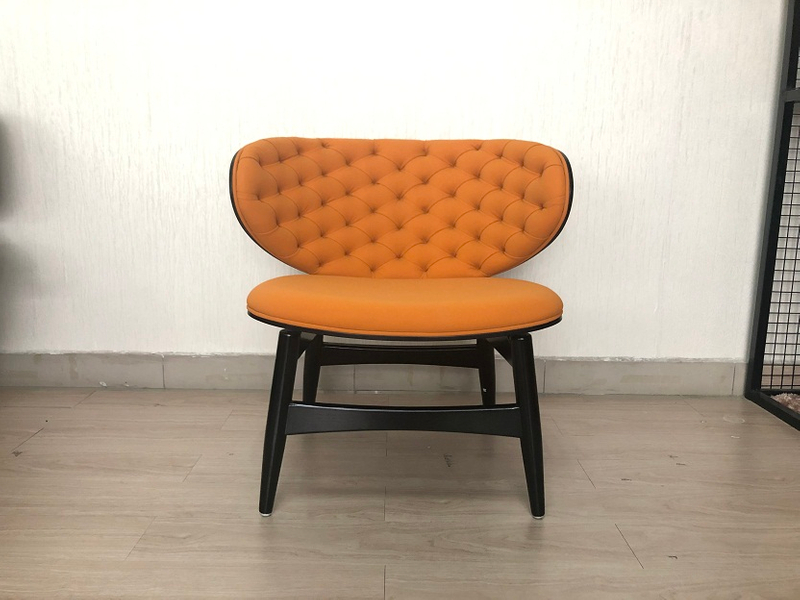 Dalma armchair
