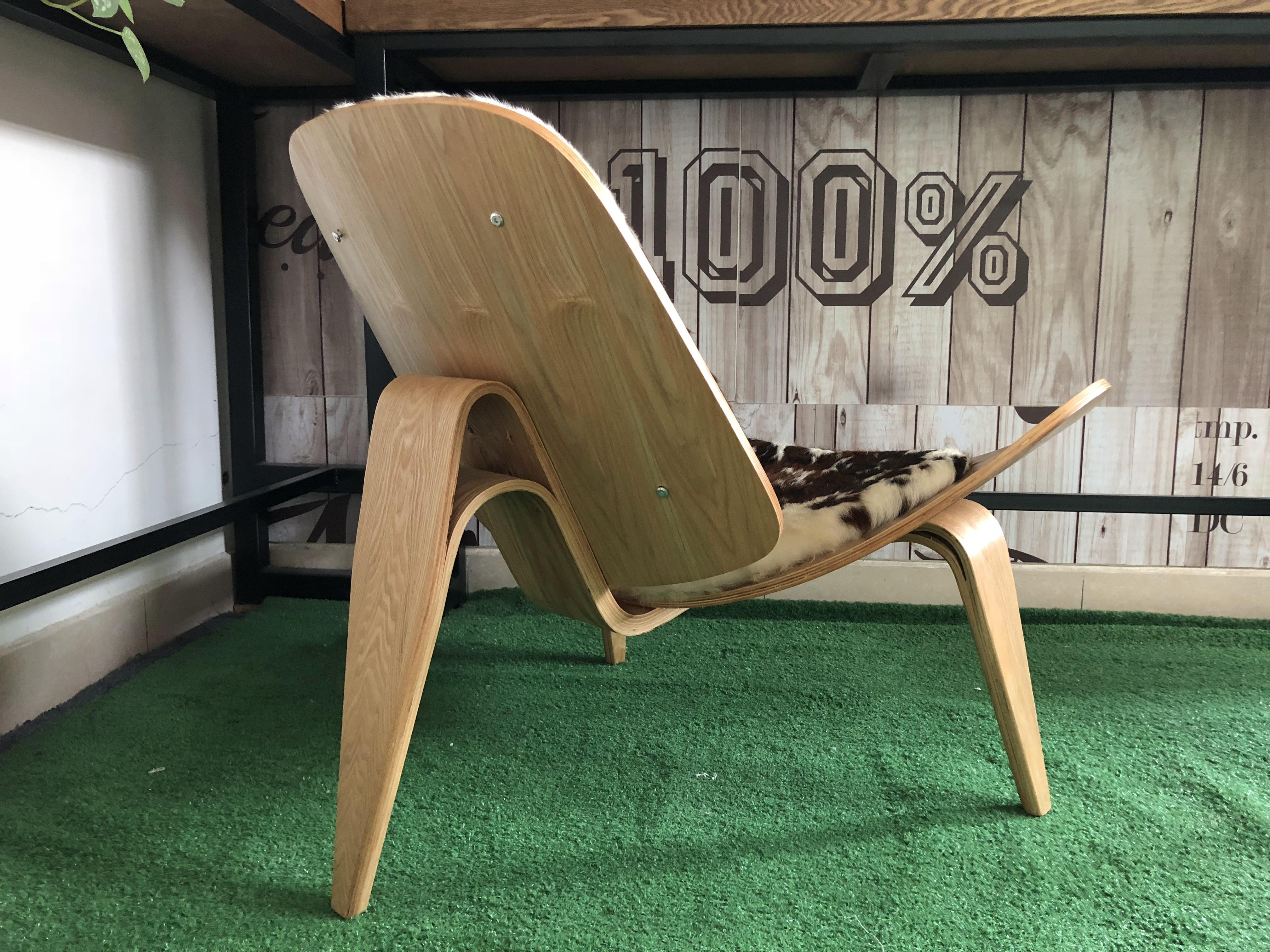 Shell Fabric Armless Chair