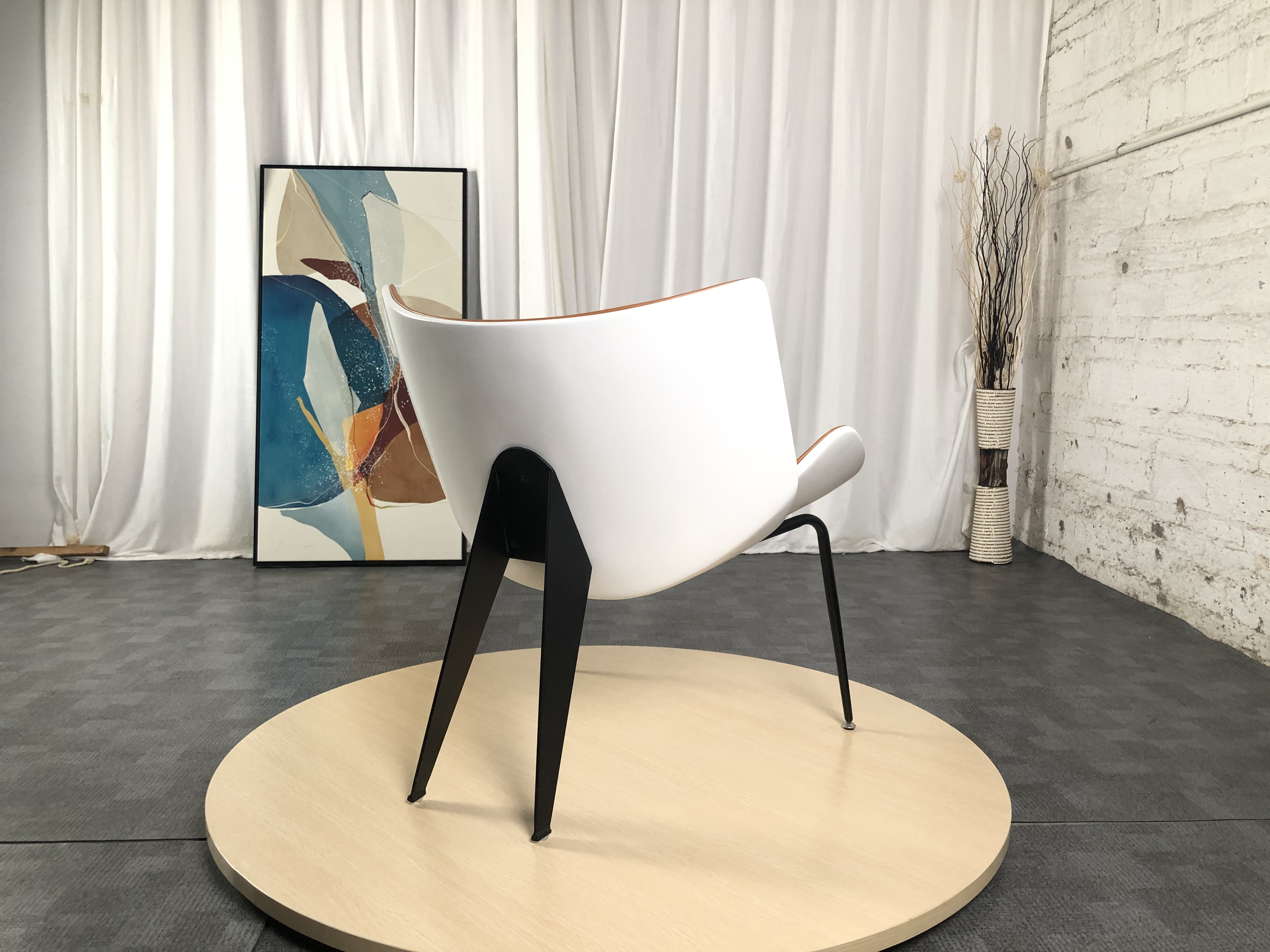 shell chair
