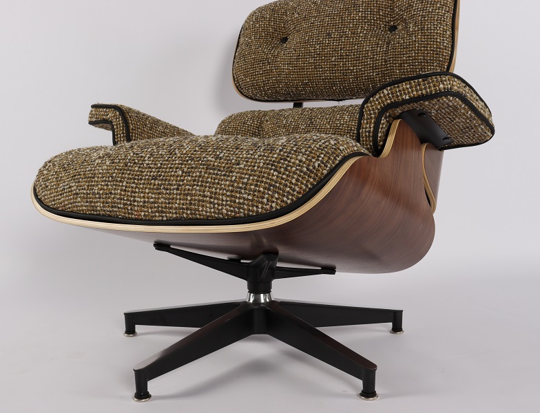 Eames Lounge Chair